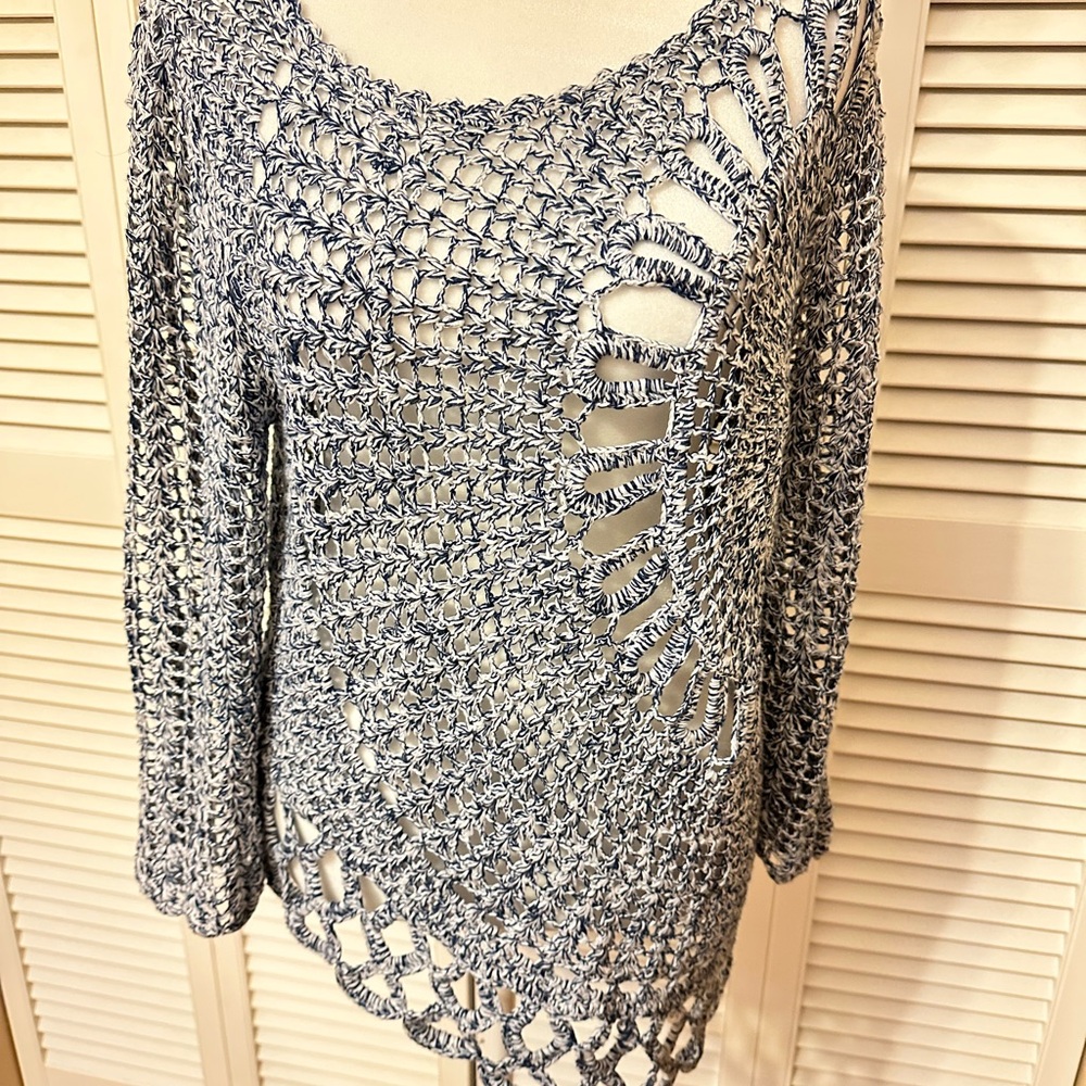 NY Collection Blue and White Crochet Top